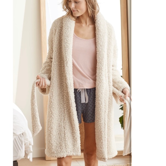 Upwest Other - NWT UPWEST SHERPA ROBE